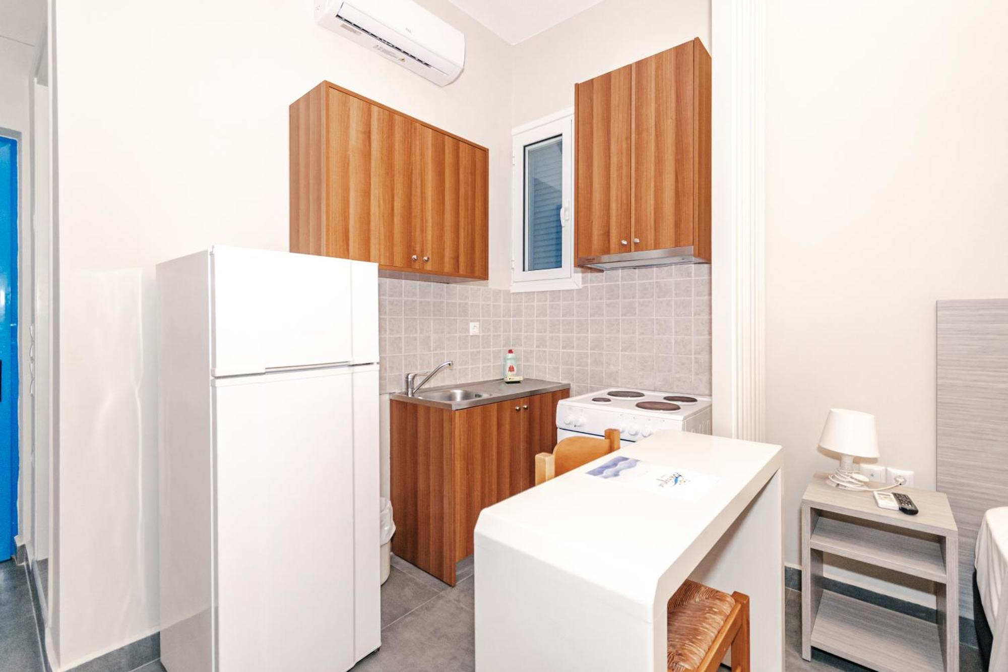מרתופוליס Mesogeios Hotel מראה חיצוני תמונה