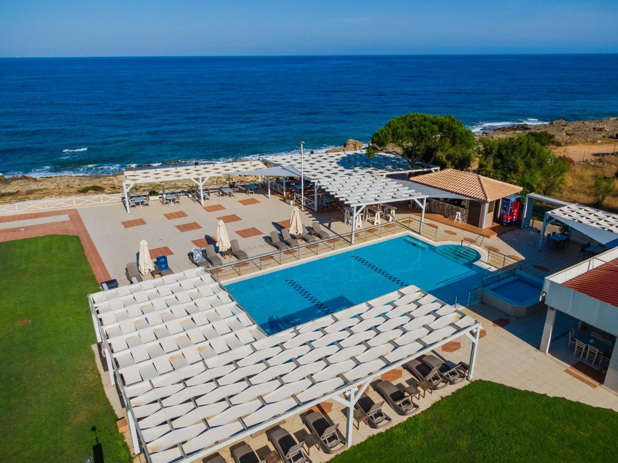 מרתופוליס Mesogeios Hotel מראה חיצוני תמונה