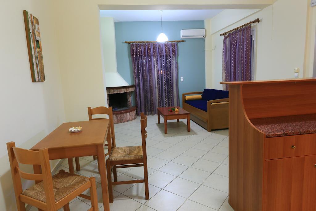 מרתופוליס Mesogeios Hotel חדר תמונה